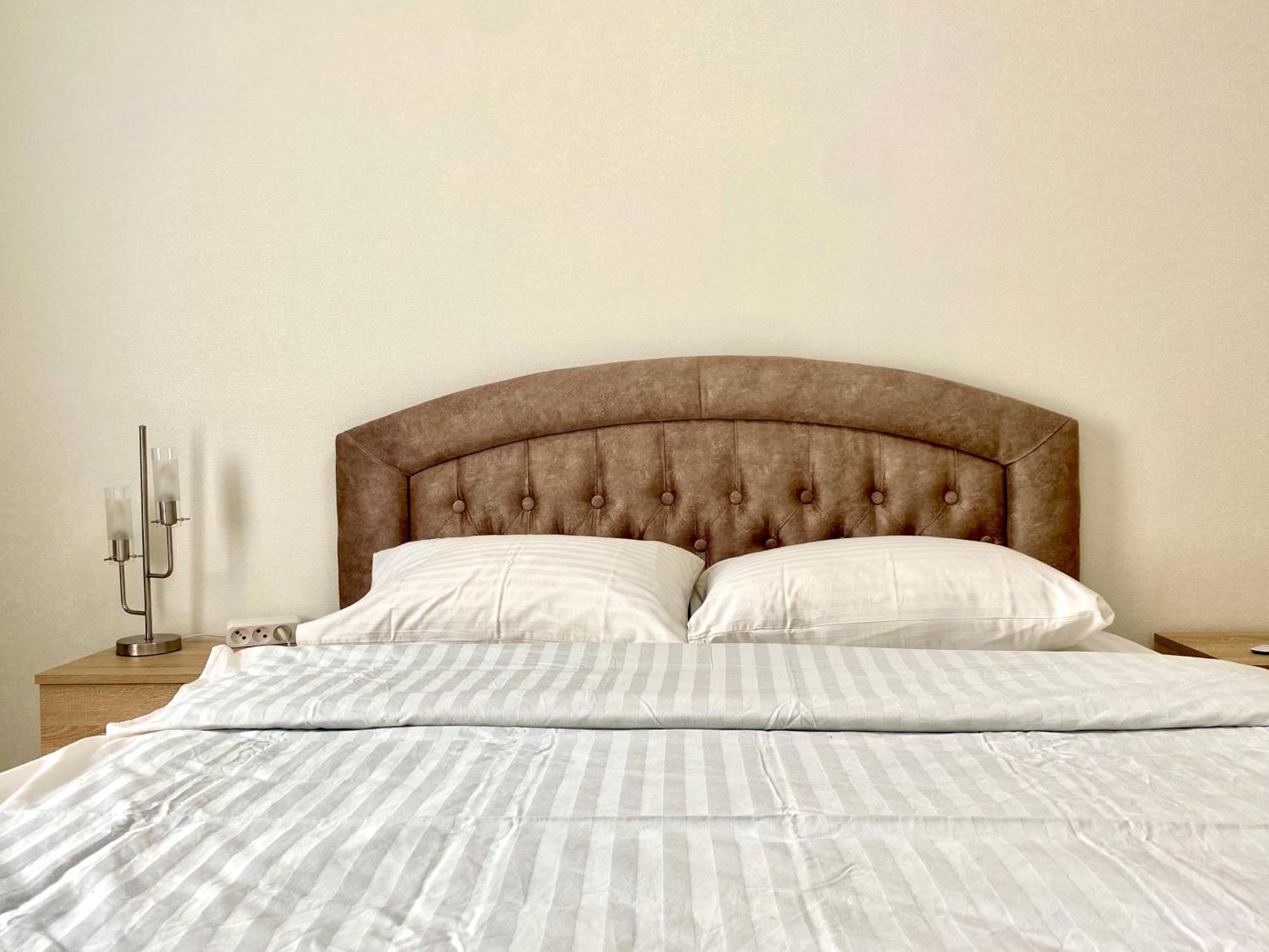 Apartpoltava Стильні 2-Кімн Апартаменти Біля Пд "Листопад" Закрита Парковка, Чек Прро Bagian luar foto